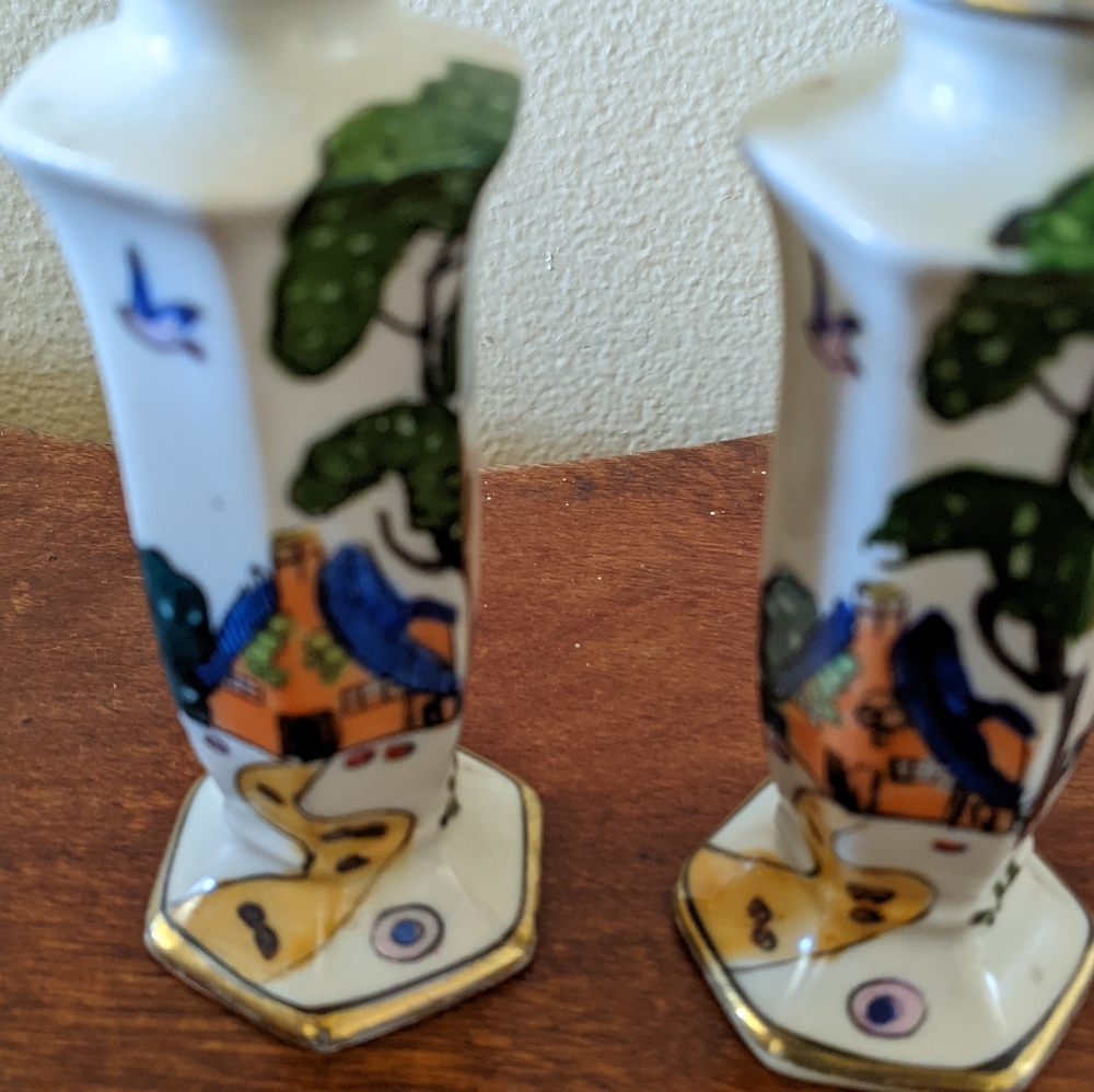Vintage Hand Painted  Art Nouveau Salt & Pepper Shaker Made in Japan